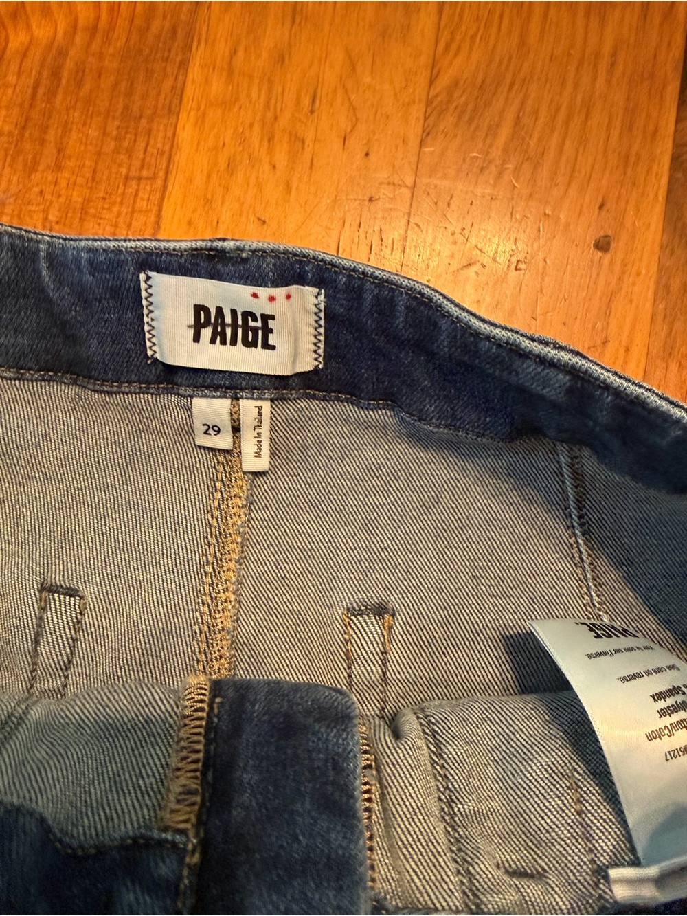 PAIGE Anessa Wide Leg Jeans - Picture 5 of 9